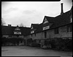 Lacock Abbey courtyard 27-12-15.jpg