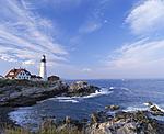 portland-head-lighthouse-on-cape-elizabeth-portland-maine-usa_5270429762_o[1].jpg