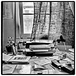 Click image for larger version. 

Name:	still-life-with-typewriter.jpg 
Views:	67 
Size:	89.9 KB 
ID:	154650