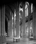 CathedralStJohn36Nave75SAf32-650.jpg